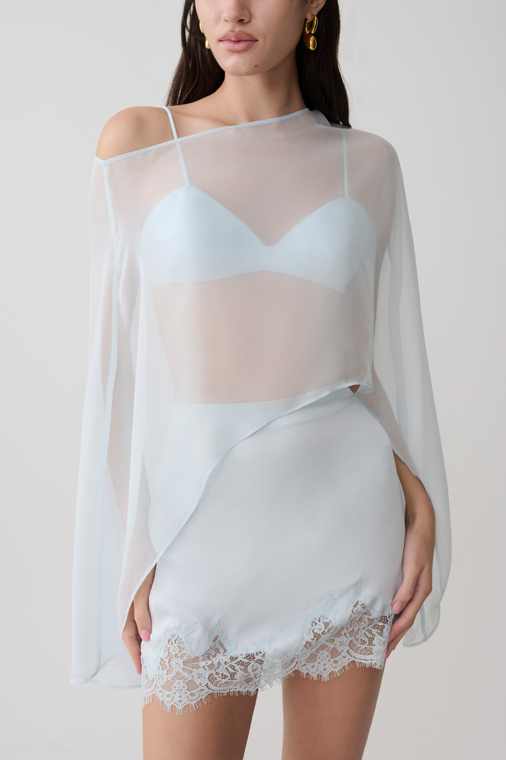 Kirstine Bralet ile Şifon Pelerin Buz Mavi