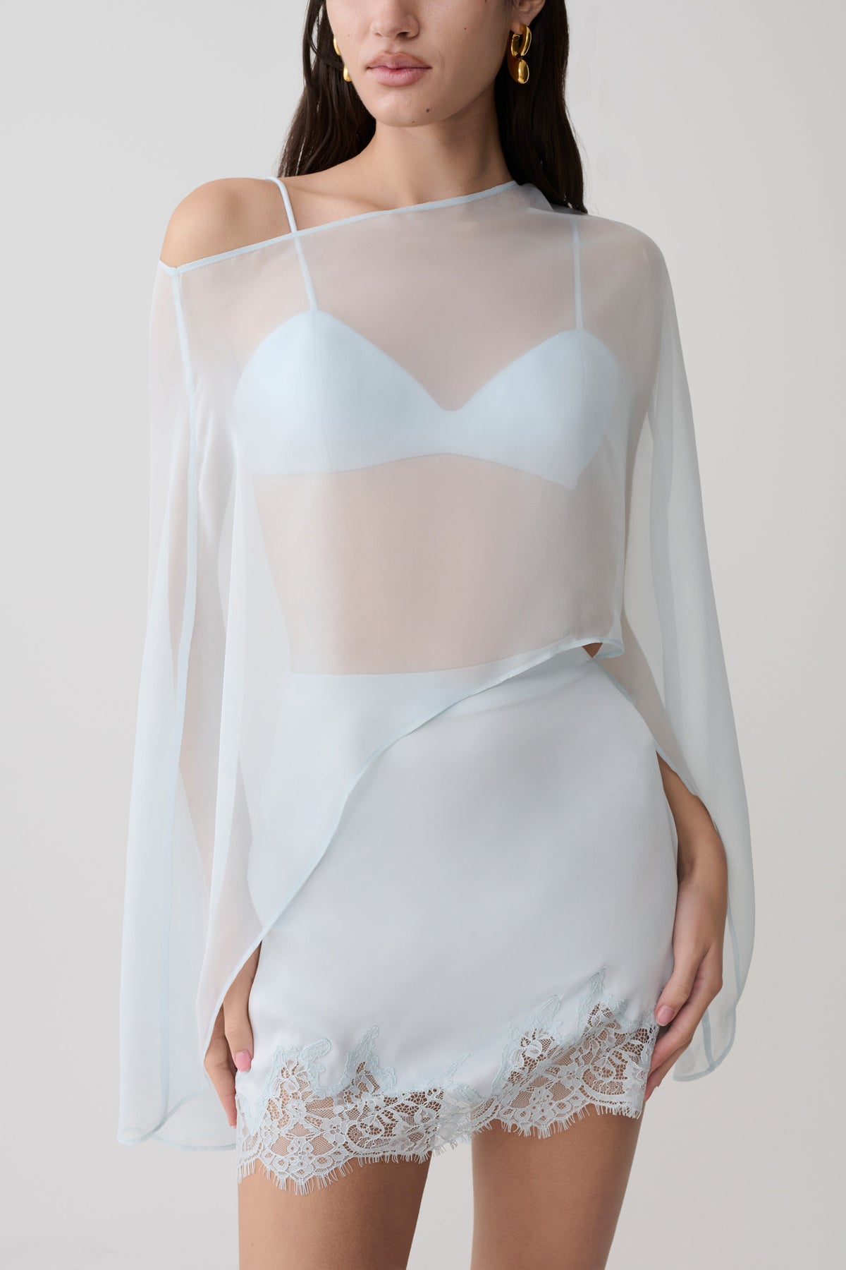 Kirstine Bralet ile Şifon Pelerin Buz Mavi