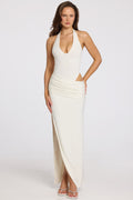 Beyaz Halter Yaka Modal Kumaşlı Cut-Out Detaylı Maxi Elbise