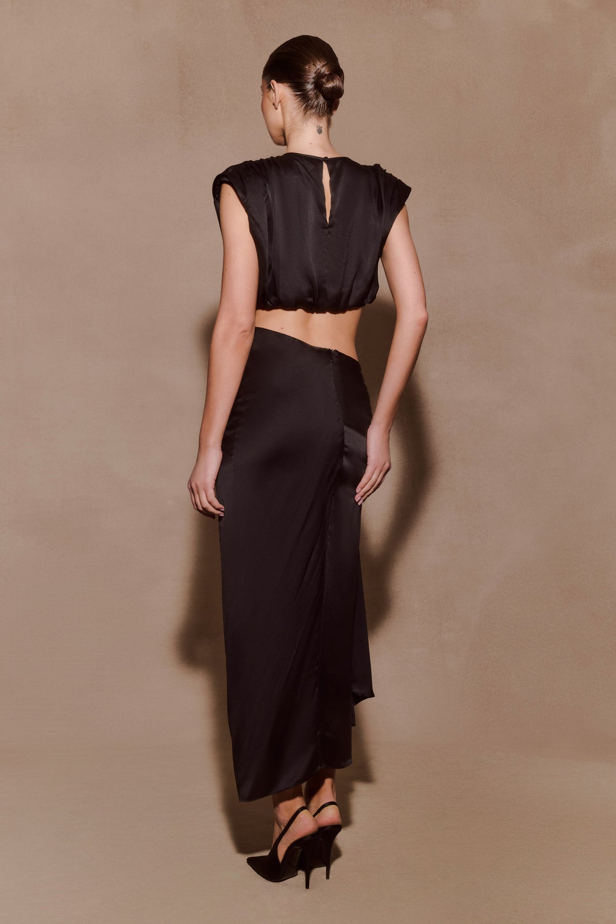 Zendaya Silk Midi Etek Siyah