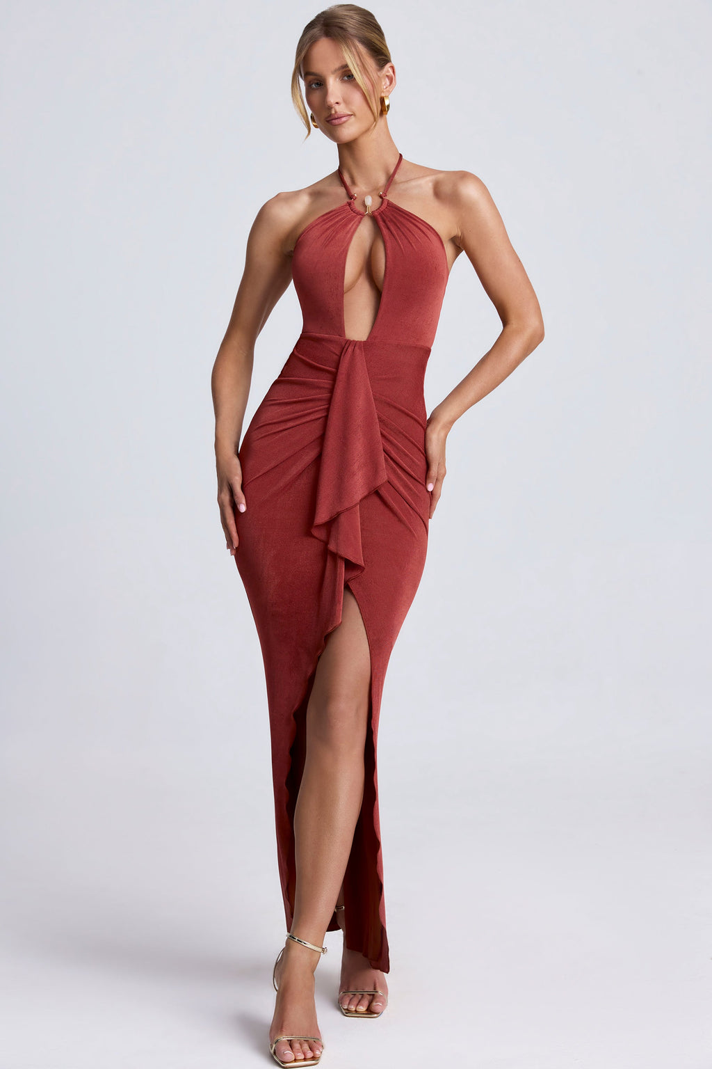 Şık Halter Yaka Cut-Out Detaylı Kiremit Maxi Elbise