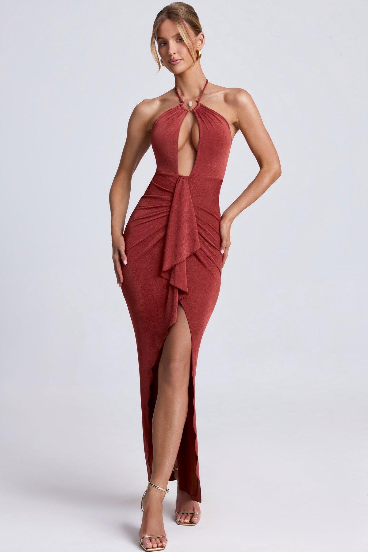 Şık Halter Yaka Cut-Out Detaylı Kiremit Maxi Elbise