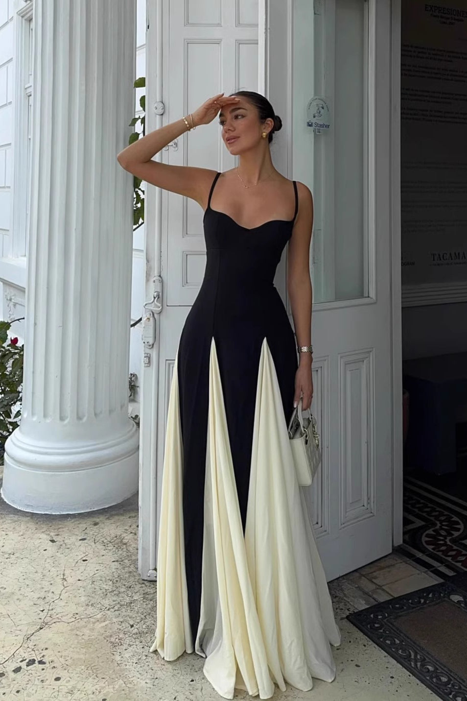 Siyah Beyaz Maxi Elbise