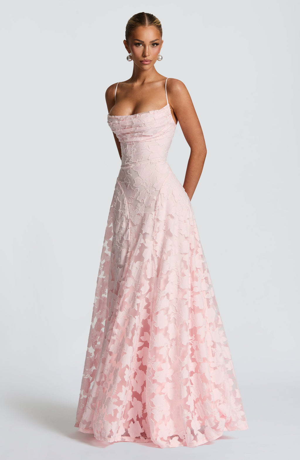 Dantelli Maxi Elbise