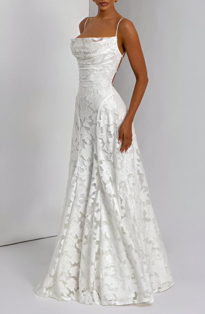 Dantelli Maxi Elbise